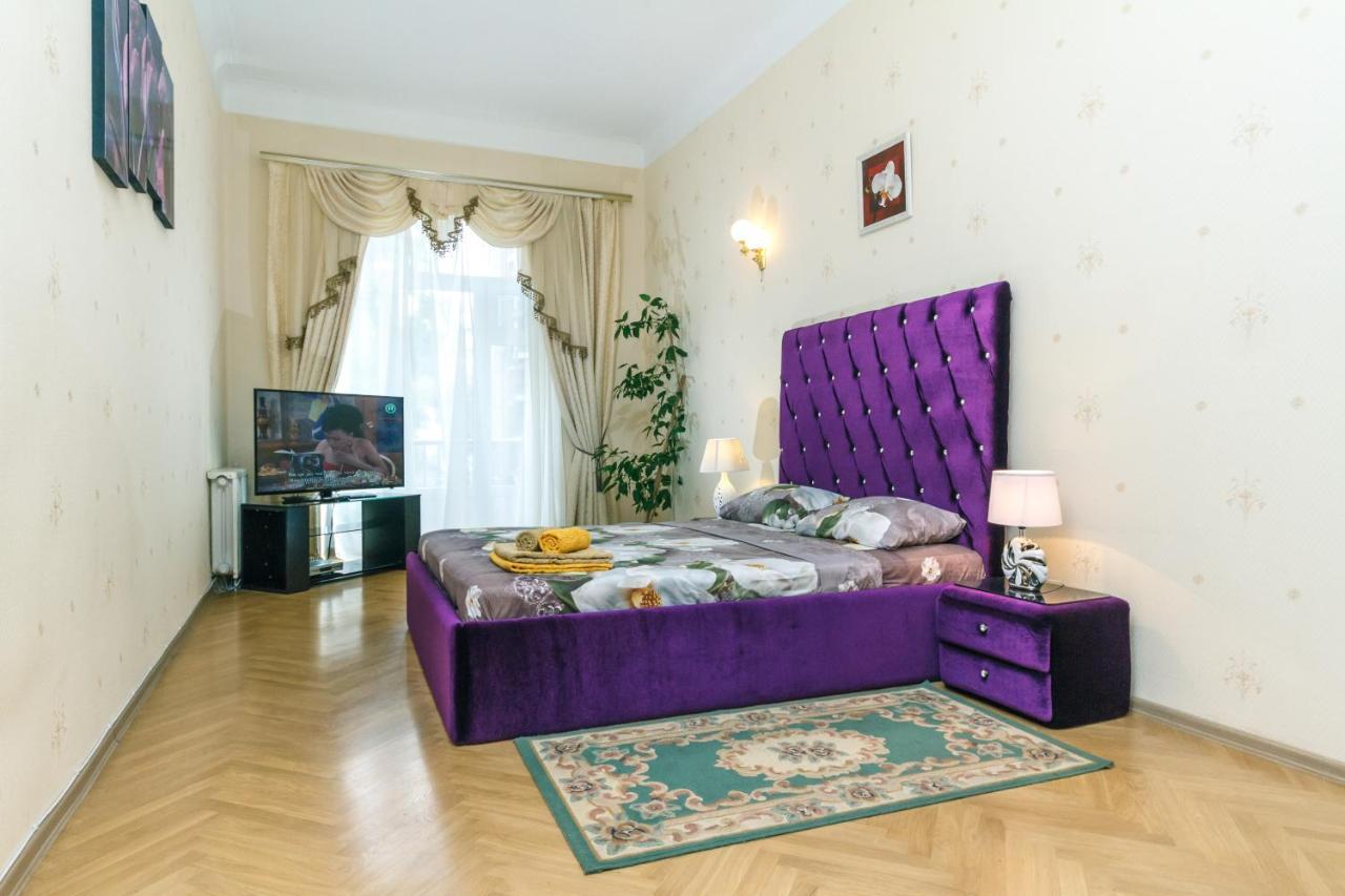 Khreschatyk Apartments Kiev Dış mekan fotoğraf