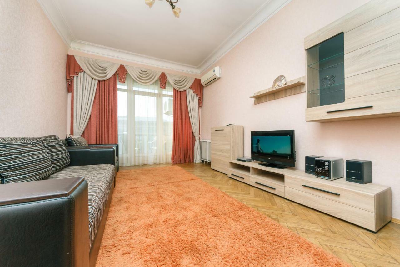 Khreschatyk Apartments Kiev Dış mekan fotoğraf